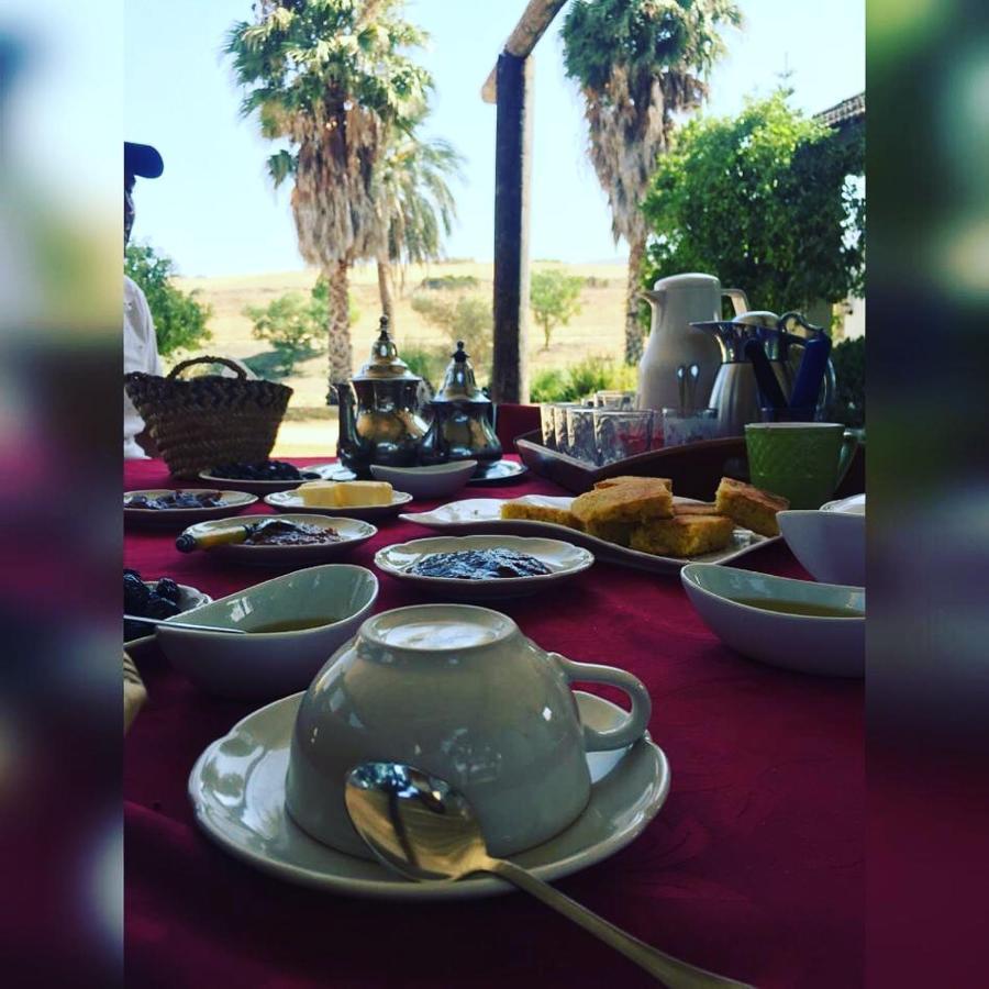 Ferme Walila Hotel Fertassa Bagian luar foto